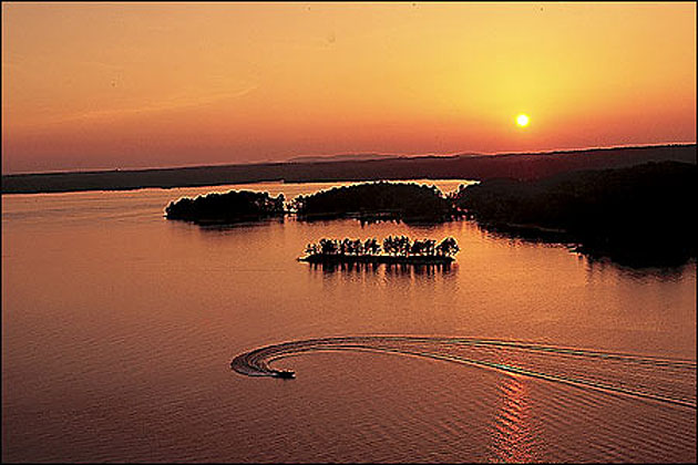 Lake Ouachita sunset