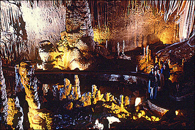 Blanchard Springs Caverns Wild Cave Tour